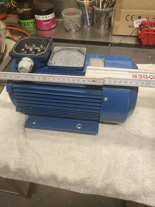Silnik elektryczny Besel -1,5KW -900 obr/min  silnik-( 6 polowy)- NOWY