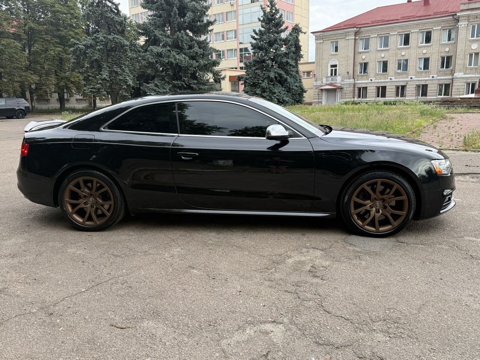 Audi S5 2013 VIN WAUCGAFR1DA069555 фото оголошення 4 з 8