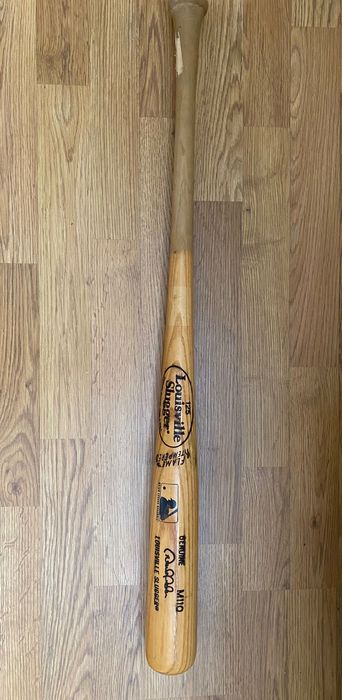 Винтажная бейсбольная бита