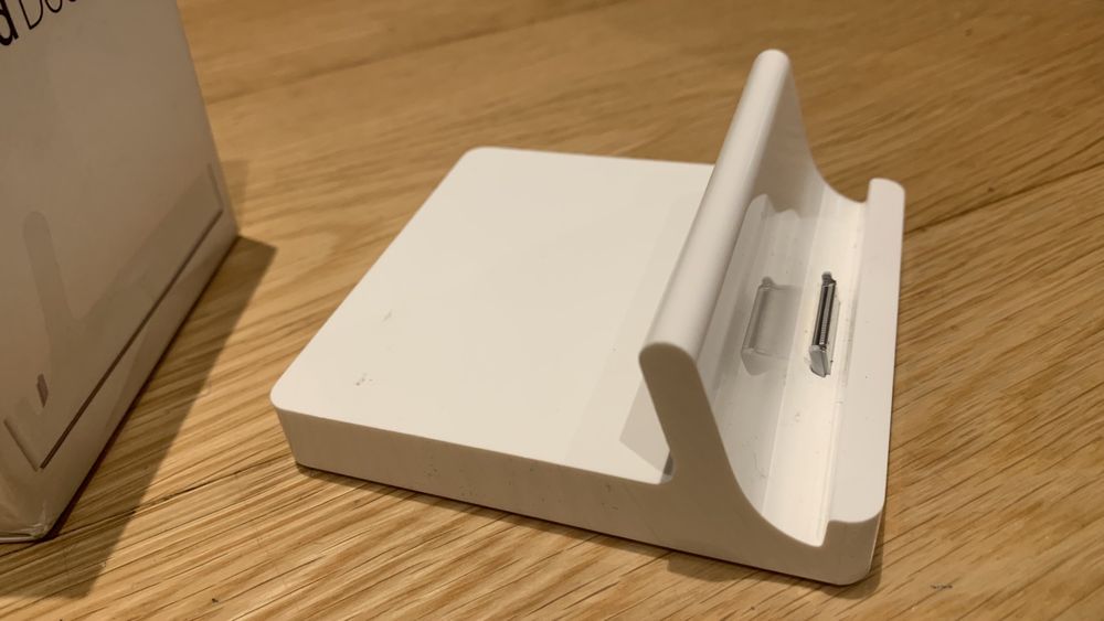 iPad Dock-Docking Station (MC940ZM/A)