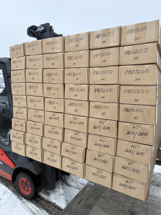 Stelaże drewniane 160x200