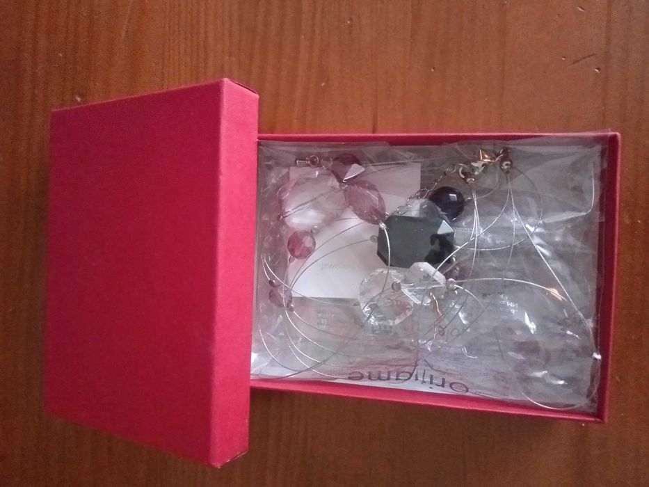 Conjunto de colar e brincos