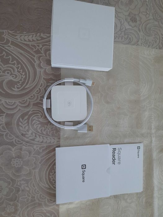 Czytnik Square do kart zbliżeniowych i chipowych