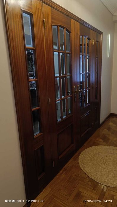 Portas interiores em madeira maciça com vidro | Conjunto elegante