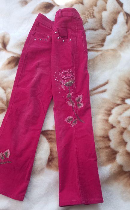 Розові штани велюрові