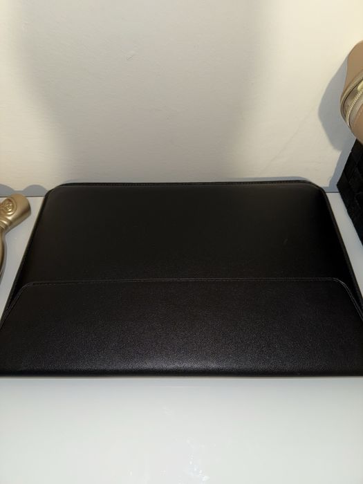 MacBook 15 polegadas + capa + carregador