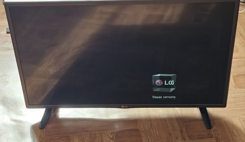 Телевізор LG 32LF510B
