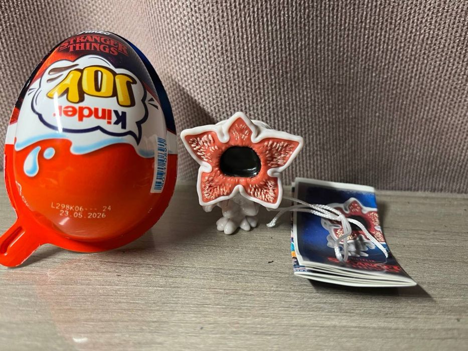 Кіндер joy фігурки Дивні дива stranger things