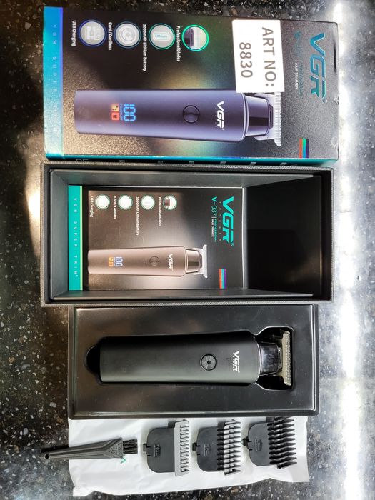 Тример для бороди та вусів VGR