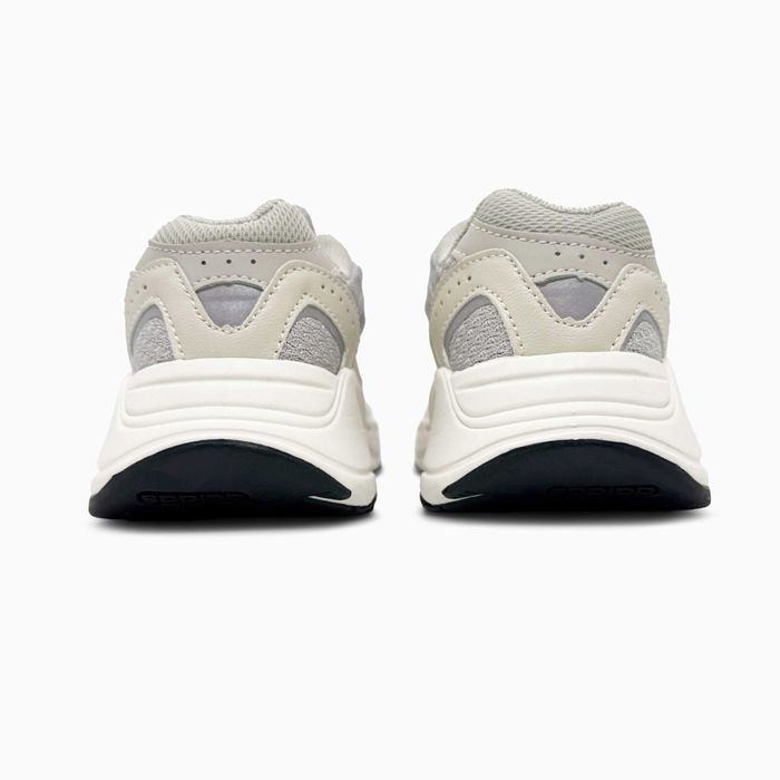 Чоловічі кросівки Adidas Yeezy Boost 700 V2 "Static" Розміри 40-45