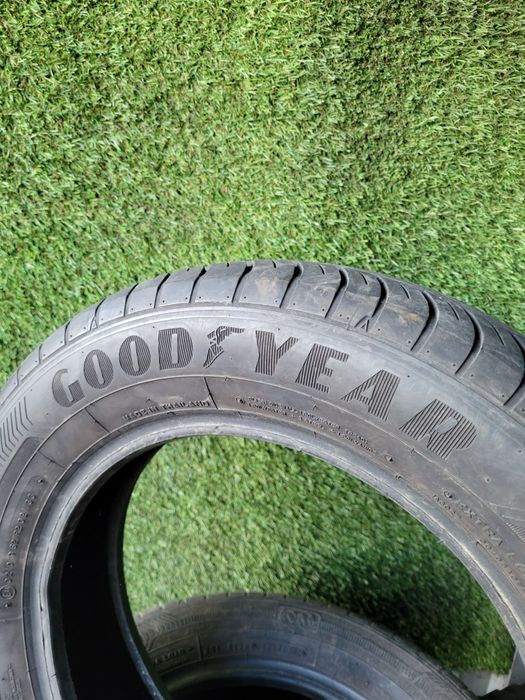 Good Year EfficientGrip 165/70 R14
