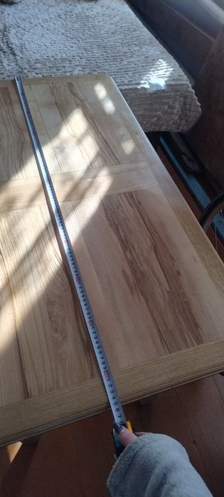 Стіл з натурального дерева ручної роботи