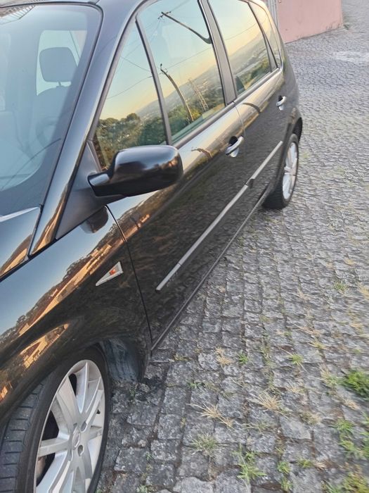 Carro megane Renault  2005