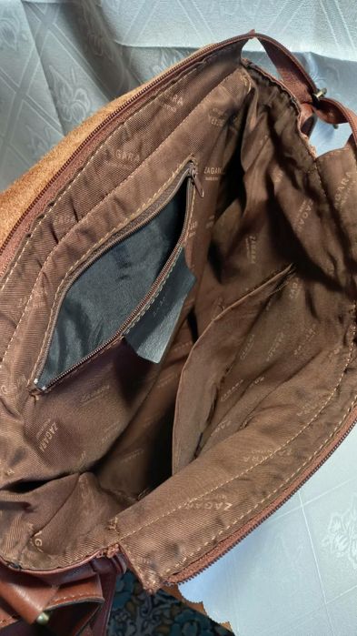 Кожаная    сумка .