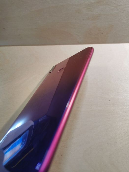 Huawei Y7 2019  3/32 Gb Jak nowy