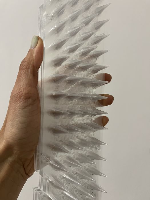 Acessorio plastico para afugentar pombos