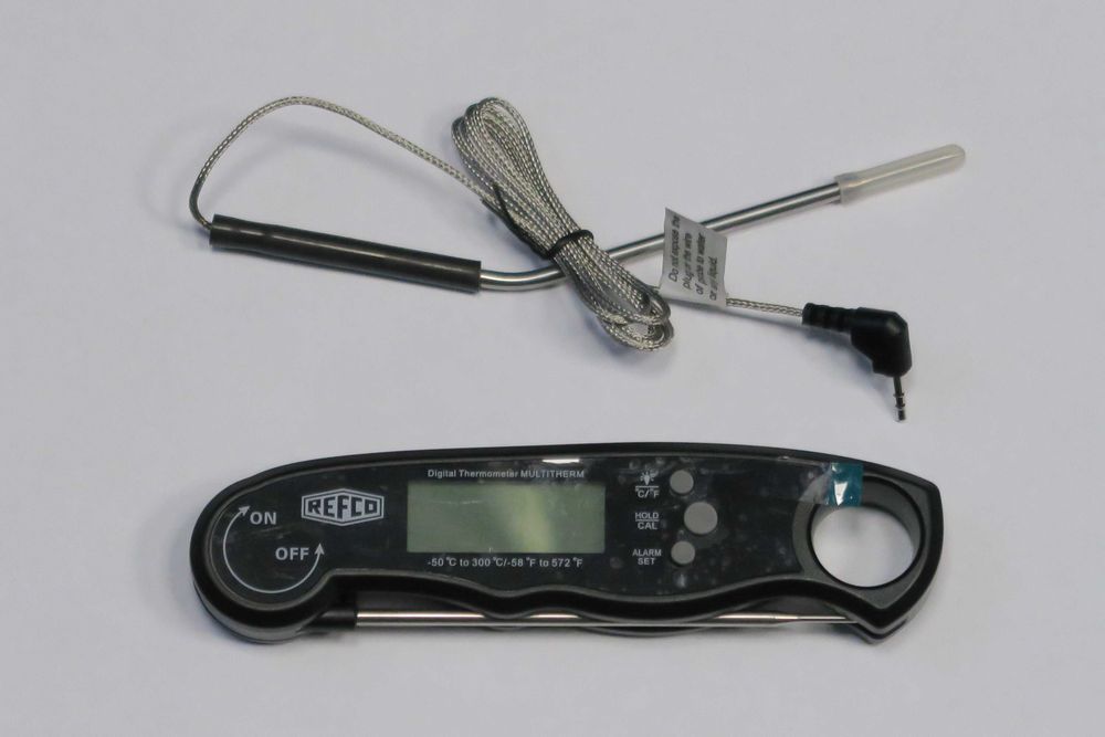 Termometr REFCO MULTITHERM z zewnętrzną sondą zakres od -50 do 300 C