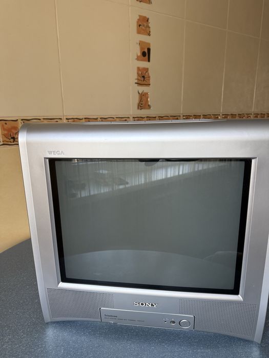 Прдам телевізор sony в гарному стані мало використовувався