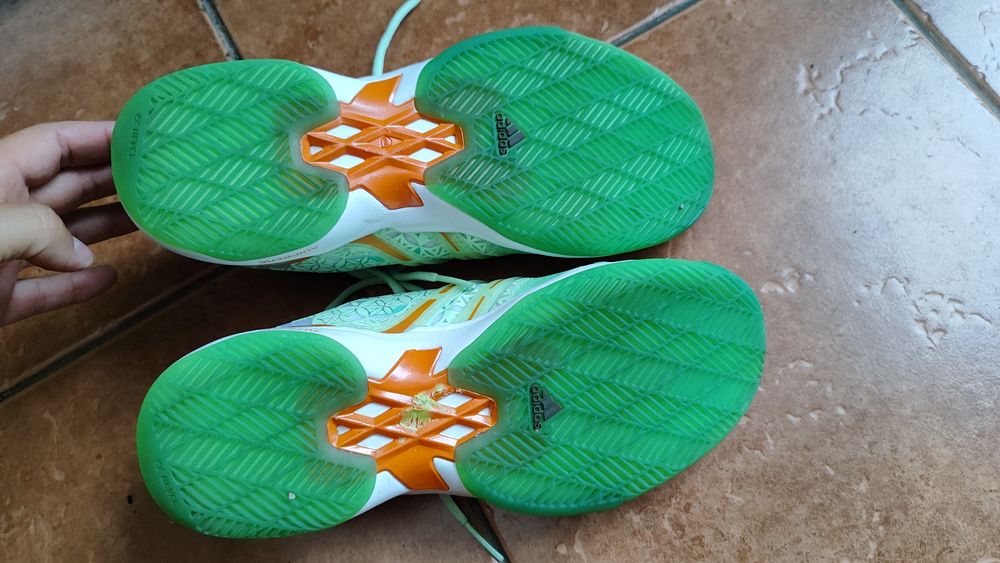 Buty Adidas Adizero Ubersonic 38 2/3 damskie