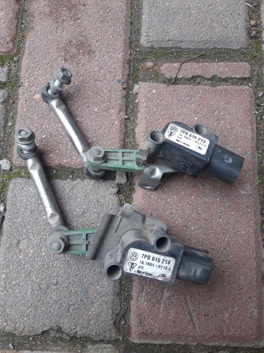 Датчик положения кузова передний porsche