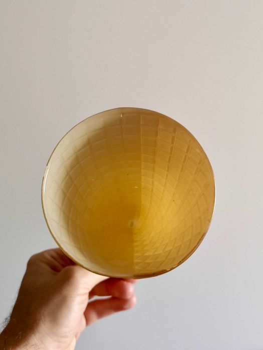 Conjunto de taças (x 3) em forma de cone de gelado, dos anos 80