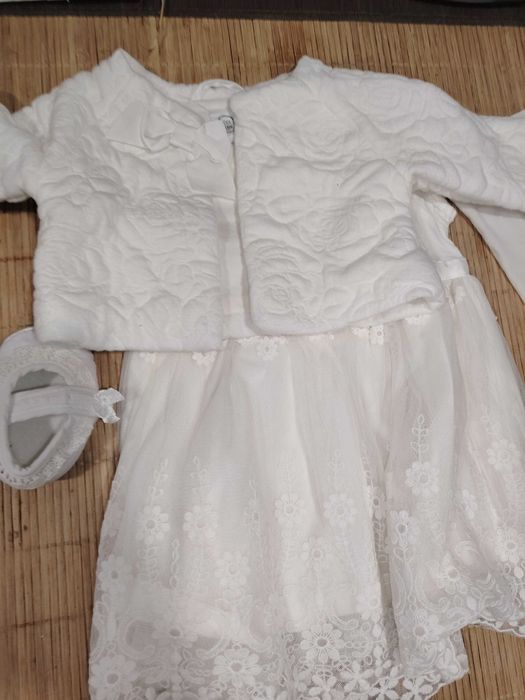 Ubranko do chrztu dla dziewczynki