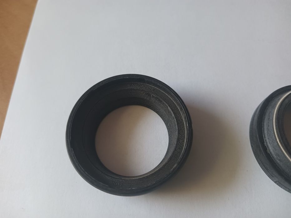 Komplet uszczelek Marzocchi 32mm M-arch oryginał