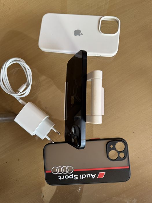 Vendo iPhone 13 128GB como novo com garatia