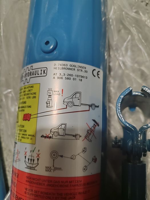 Домкрат Мерседес Спринтер Mercedes Sprinter