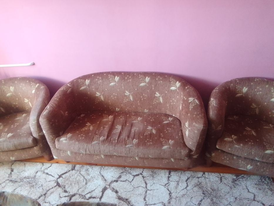Fotele i mała sofa