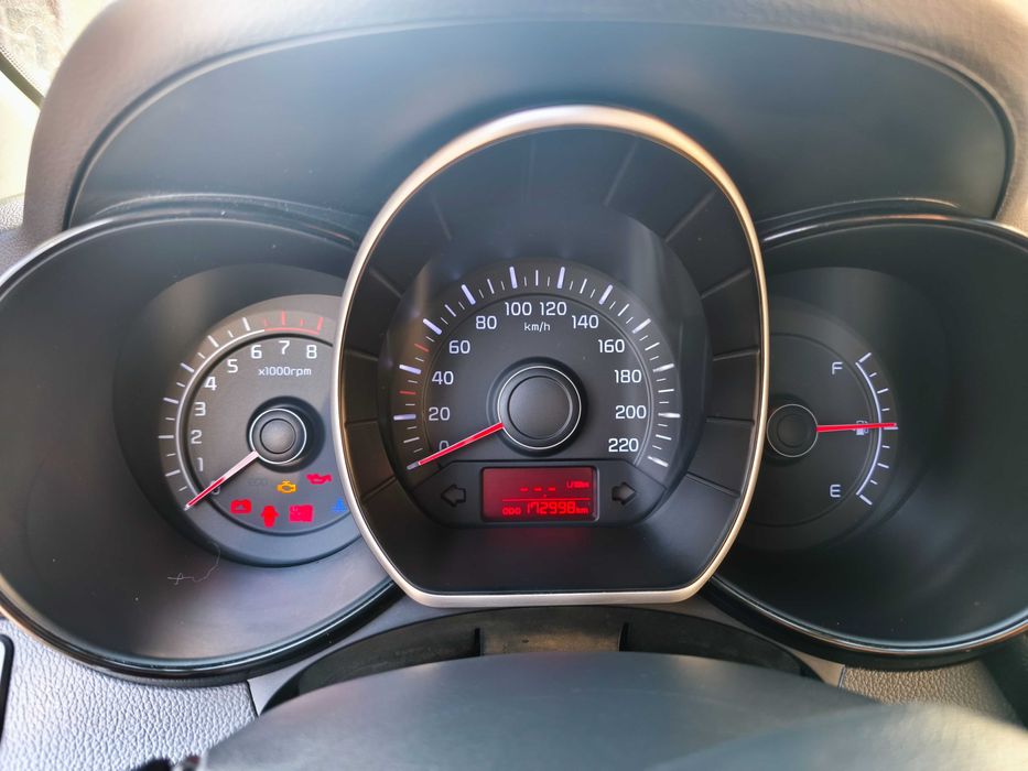 Kia Rio lll 2013 року
