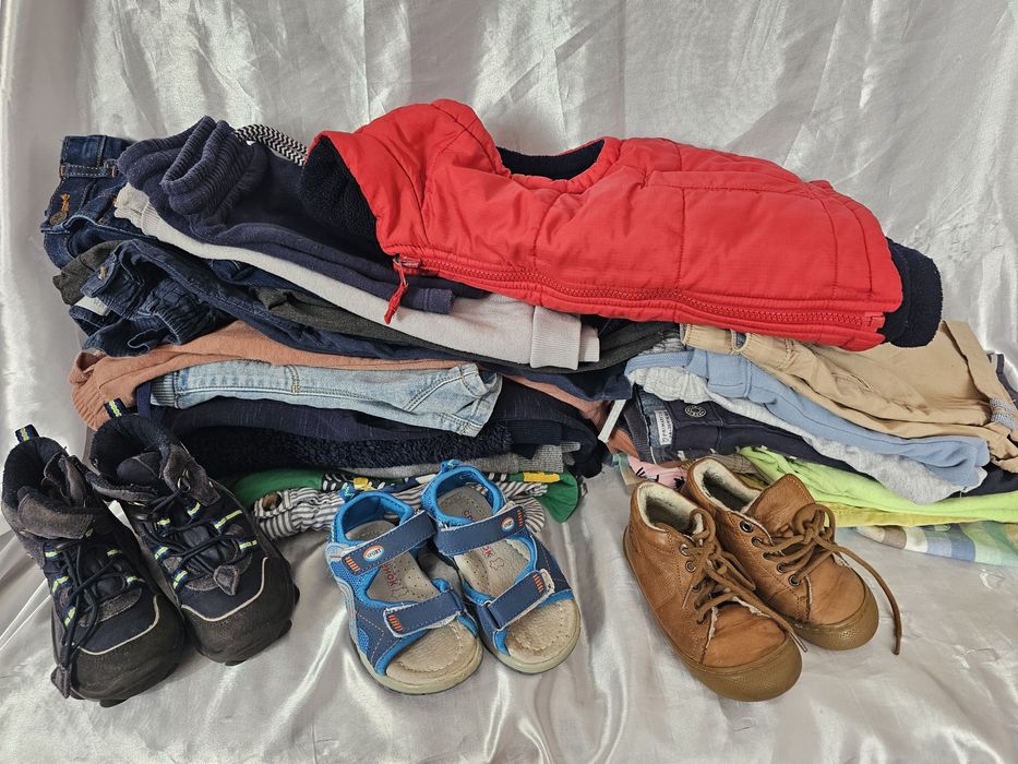 Пакет речей для хлопчика  розмір 92-98  взуття 23/24