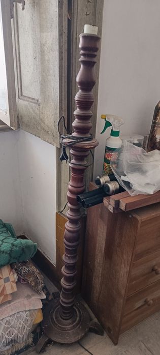 Candeeiros alto torneado