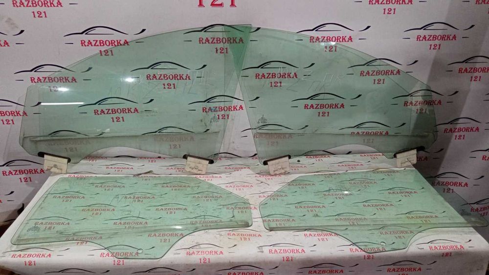 Lincoln mkz 2013- стекло боковое дверное