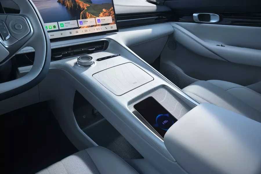 Електричний кросовер GEELY EX5 .  AUTOCHINA  Кривий Ріг .