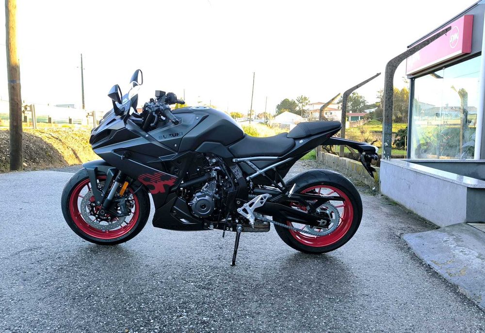 Suzuki 8R, 5 anos garantia