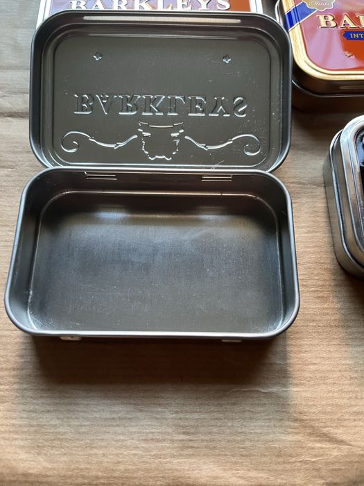 Жестяные коробки от конфет Barkleys