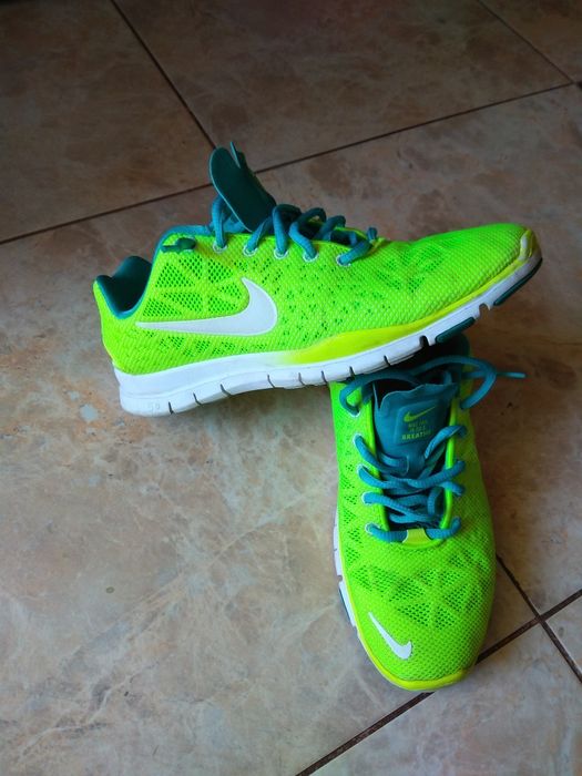 Nike кросівки 38,5-39 р. 25 см.