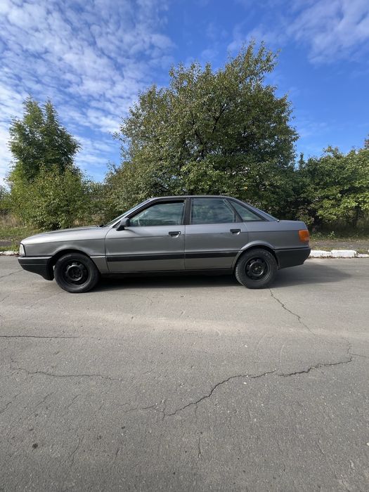 Продам Audi 80.