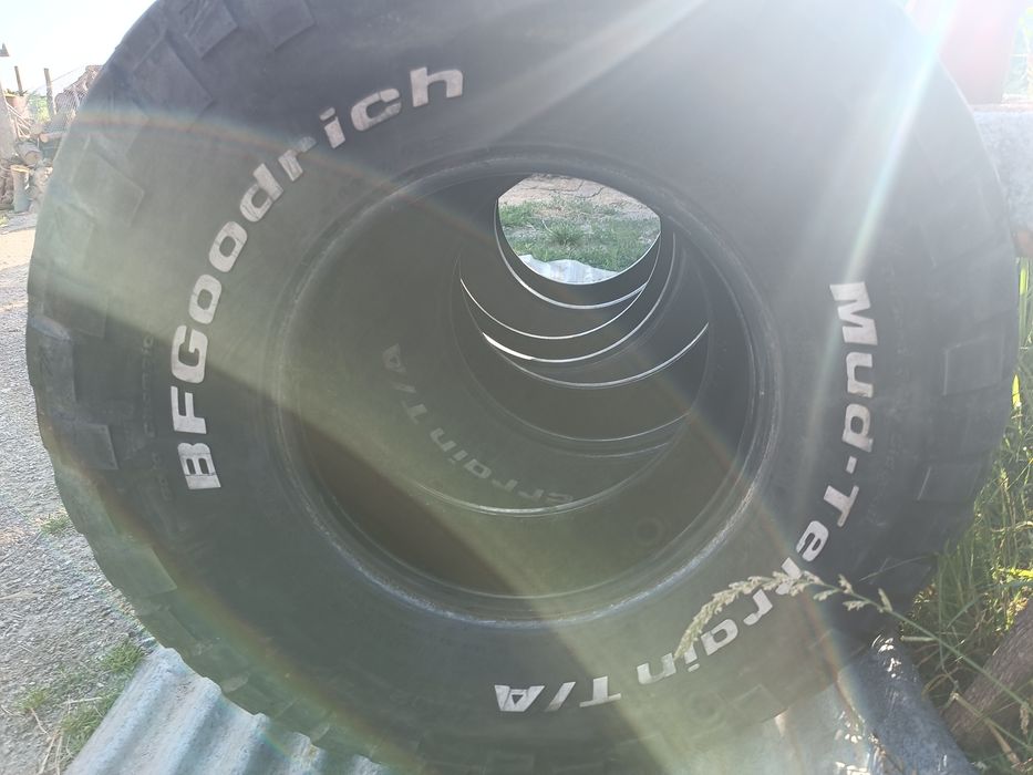 Pneus bf goodrich mud terrain 33/10.5/15