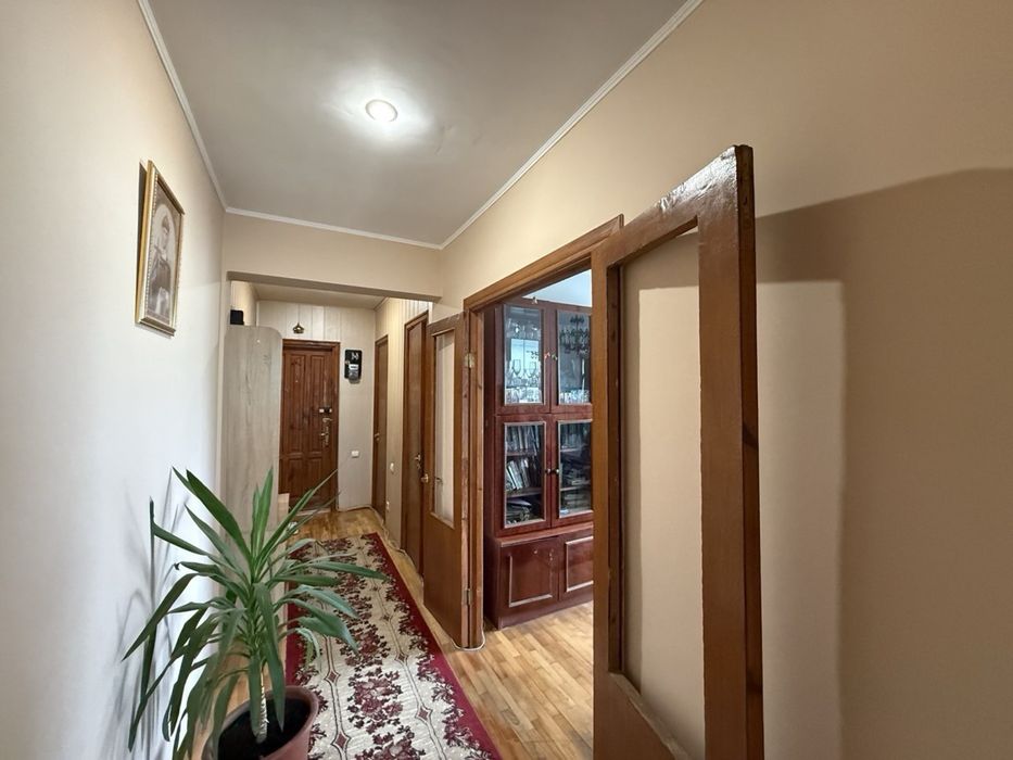 ПРОДАЖ 3 кім квартири, вул. Миру