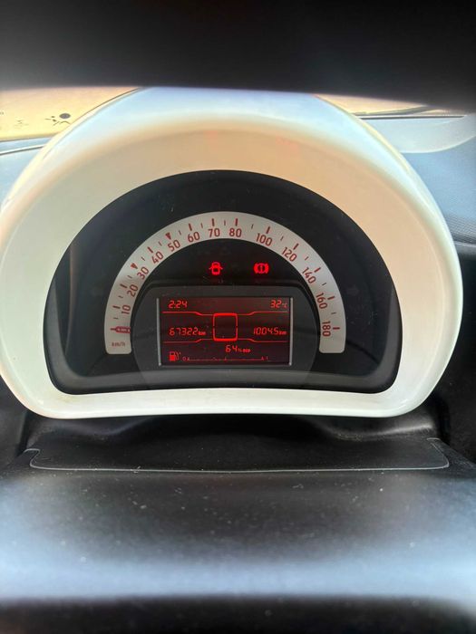 Smart ForFour 2015 Económico e Bem Estimado