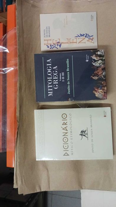Junito Brandão - raridades da área de mitologia