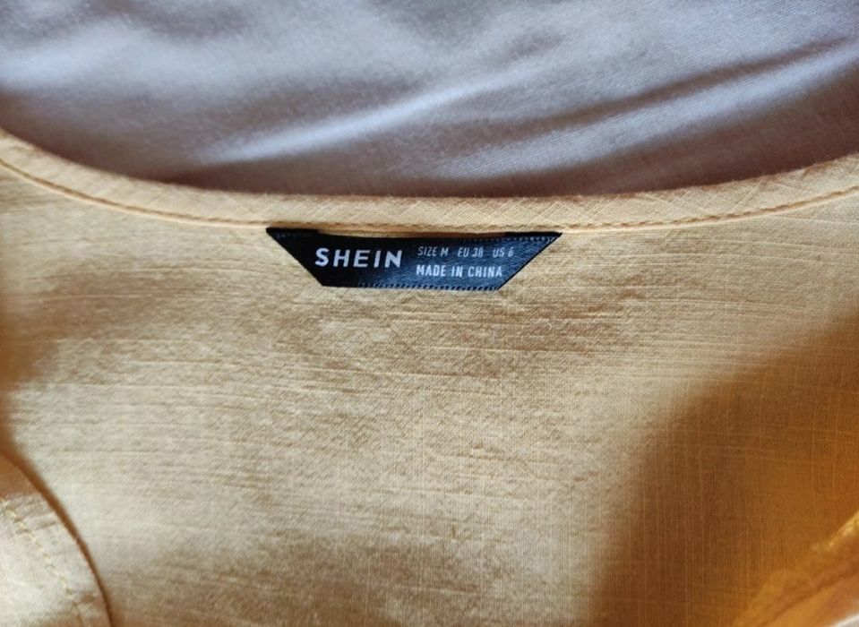 Vestido curto Amarelo