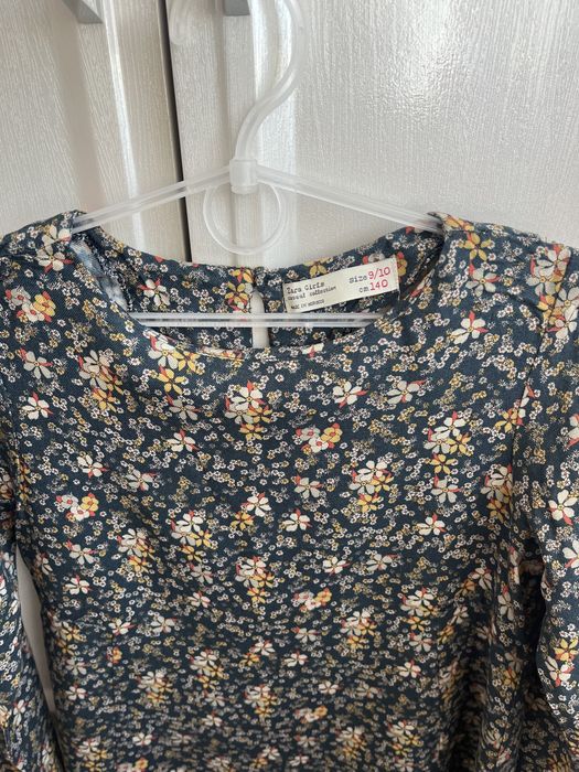 Zara плаття