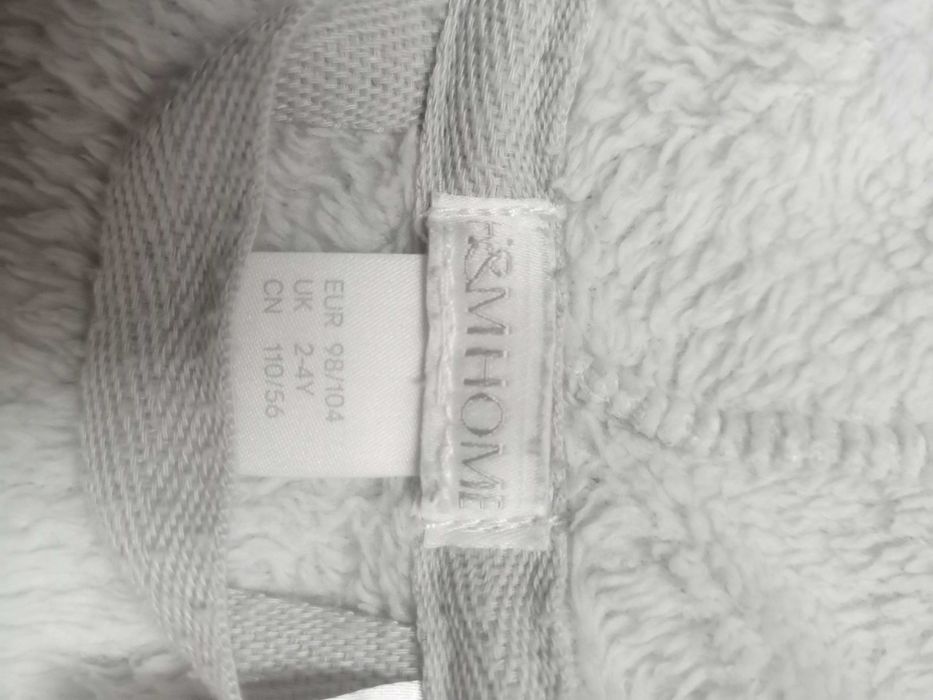 szlafrok sowa HM r. 98/104 - stan bardzo dobry