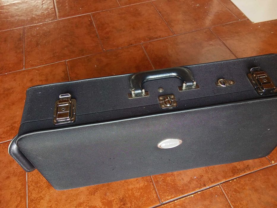 Saxofone Yamaha Yas-62