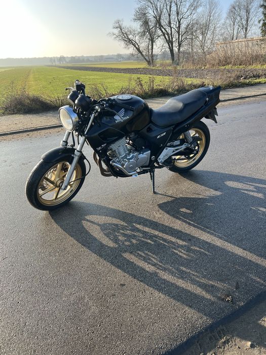 Honda CB 500 częsci licznik lampa kufer gmole lagi zbiornik