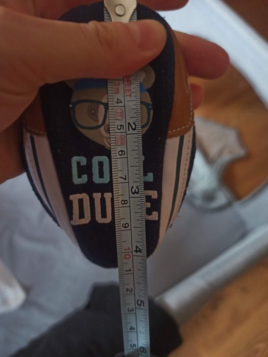 Buciki niemowlęce Primark na rzep