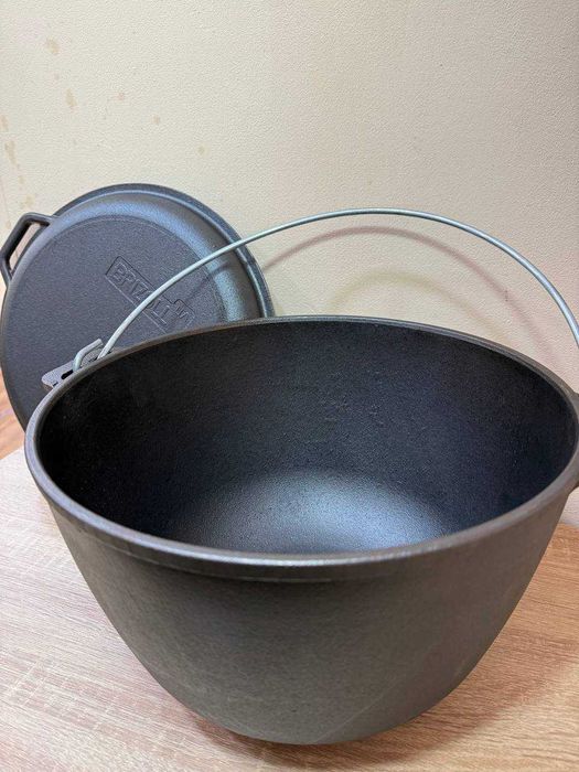 Казан-котел чавунний туристичний з кришкою Brizoll 8,10,12 л.